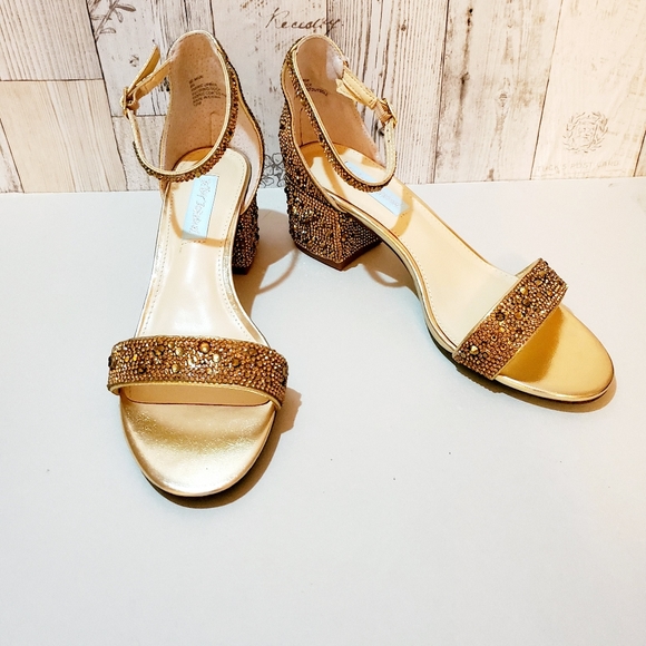 Betsey Johnson Mari heels NIB - Picture 4 of 7